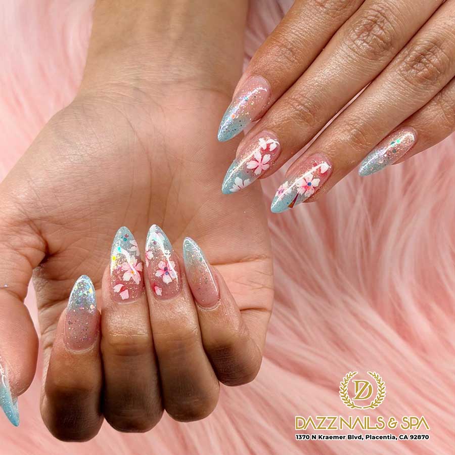 Top nail art